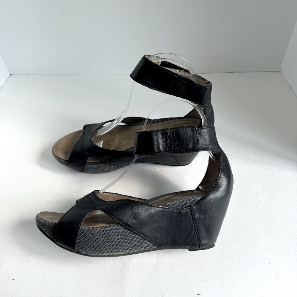 OTBT Hobart Wedge Sandals size 7.5 Black Leather Size 7.5 - Picture 9 of 13